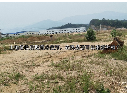 人社部在福州签发首张全国统一的电子社保卡