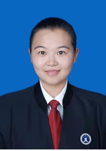 任俏